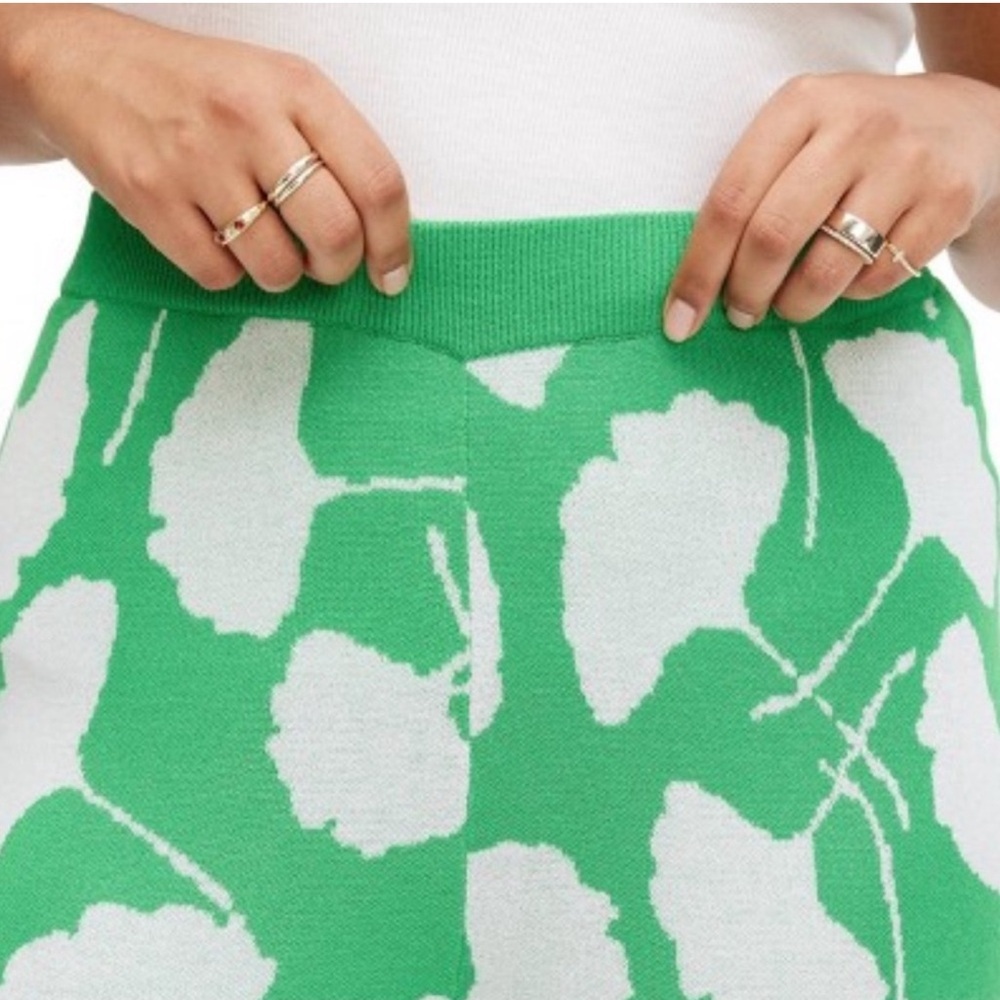 Diane Von Furstenberg Target High Waisted Ginkgo Green Flare Knit Pants Size XL - Picture 3 of 5